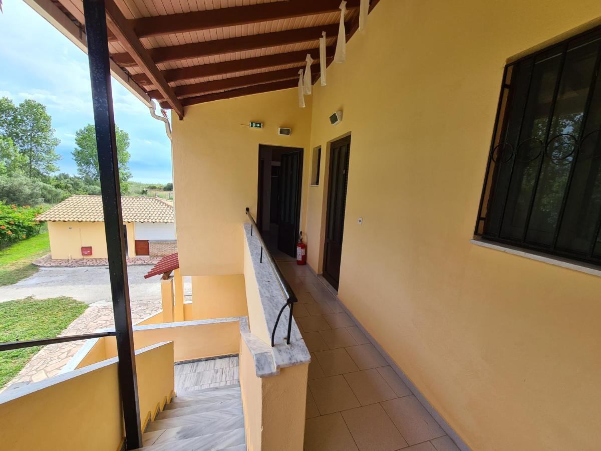Avra Beach Apartments Lefkimmi  Zewnętrze zdjęcie