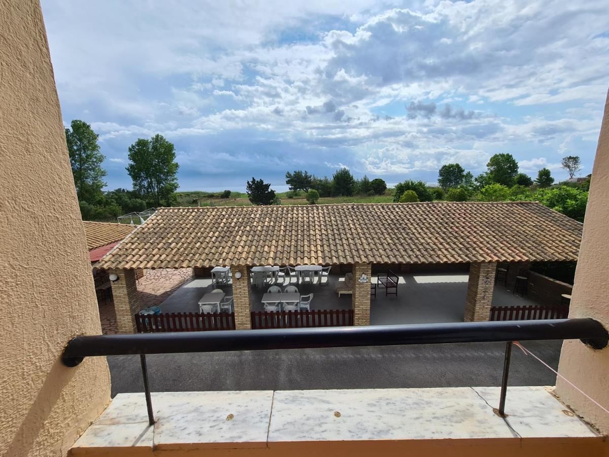 Avra Beach Apartments Lefkimmi  Zewnętrze zdjęcie